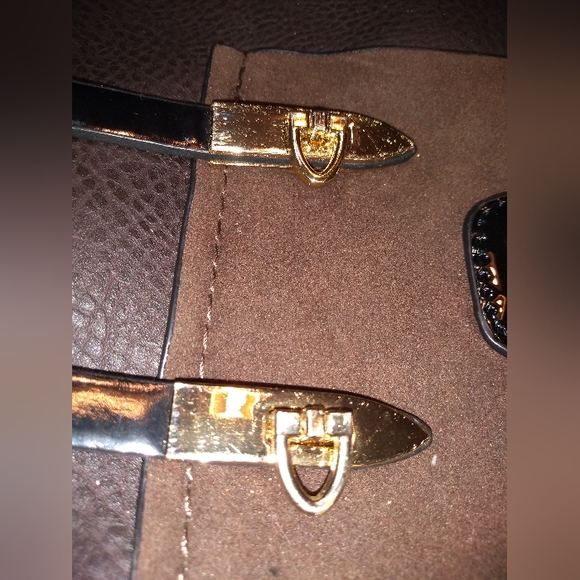 Gussaci Crossbody Purse, Brown, Adjustable Strap, Two Interior Compartme… - Picture 4 of 13